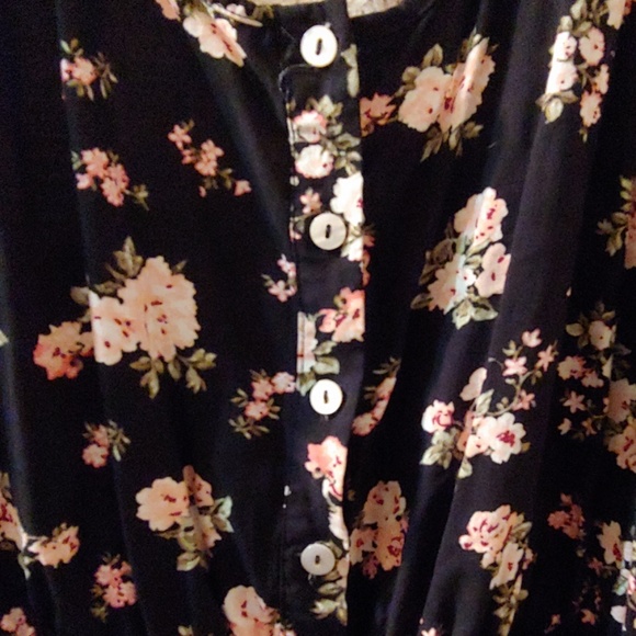 Women's Short Rumper - Picture 4 of 4